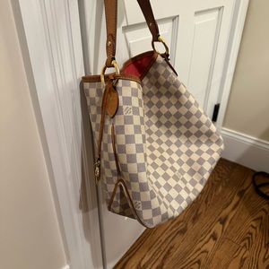 Louis Vuitton Authentic Graceful PM in Damien Azur